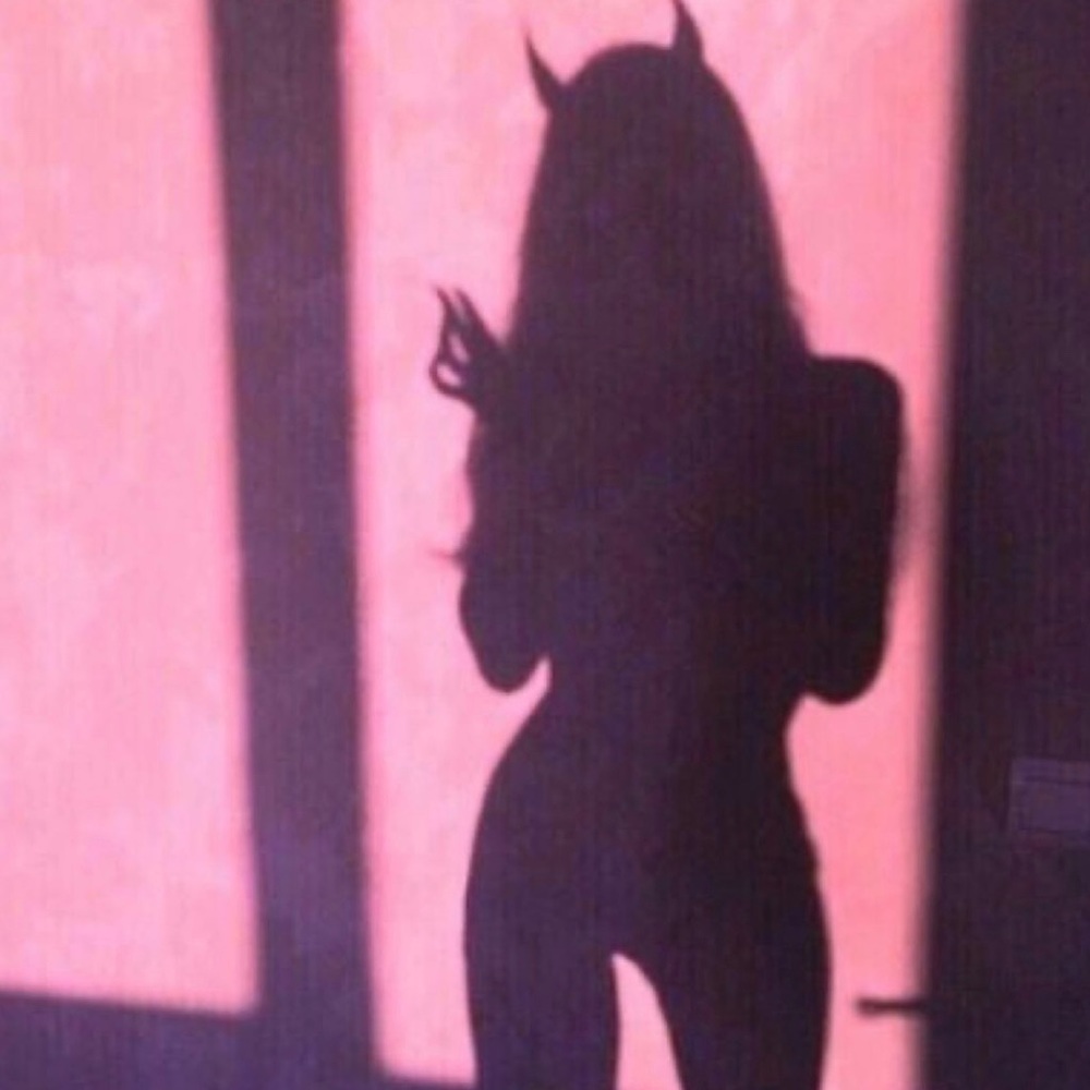 Meet your Posher, Selena